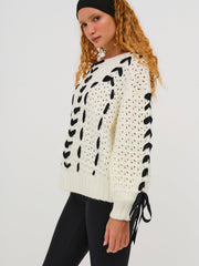 Women Laurel Sweater - Black