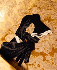 Women La Vie En Bow Velvet Gloves - Black