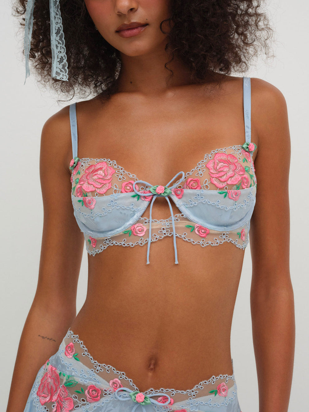Women Vintage Rose Eyelet Bra - Blue