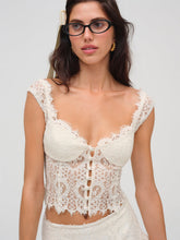 Women Waverly Lace Top - Cream