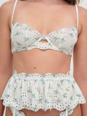 Women Budding Blossom Garter Belt - White