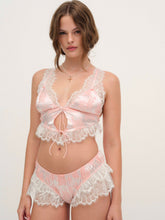 Women Audrey Jacquard Shorts - Peach