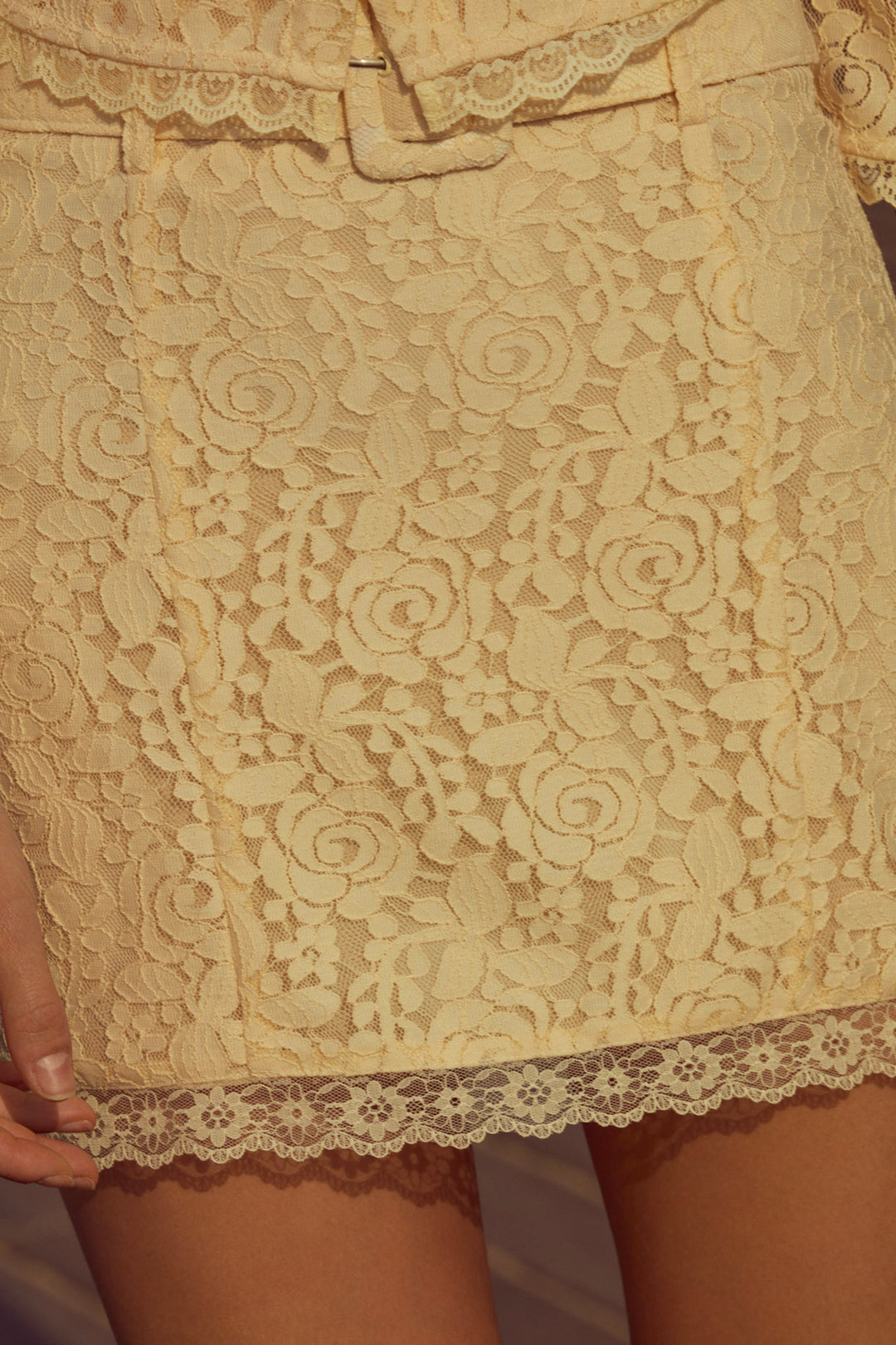 Women Lucy Lace Mini Skirt - Buttercream