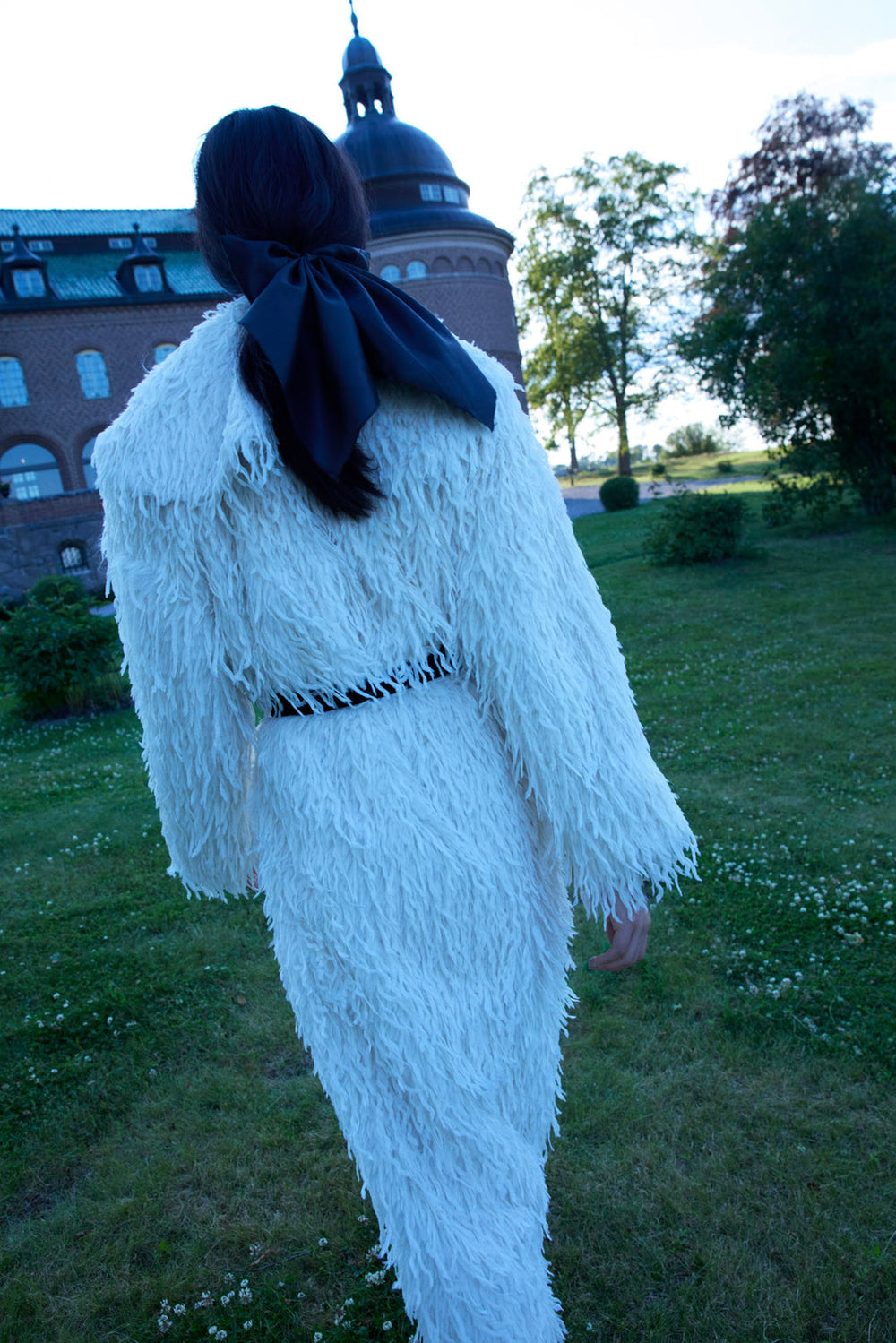 Women Ruffle Faux Feather Coat - Cream