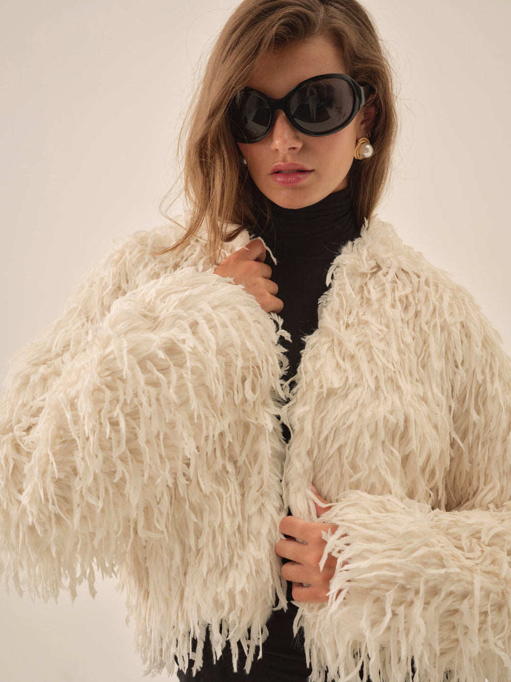 Women Ruffle Faux Feather Jacket - Cream