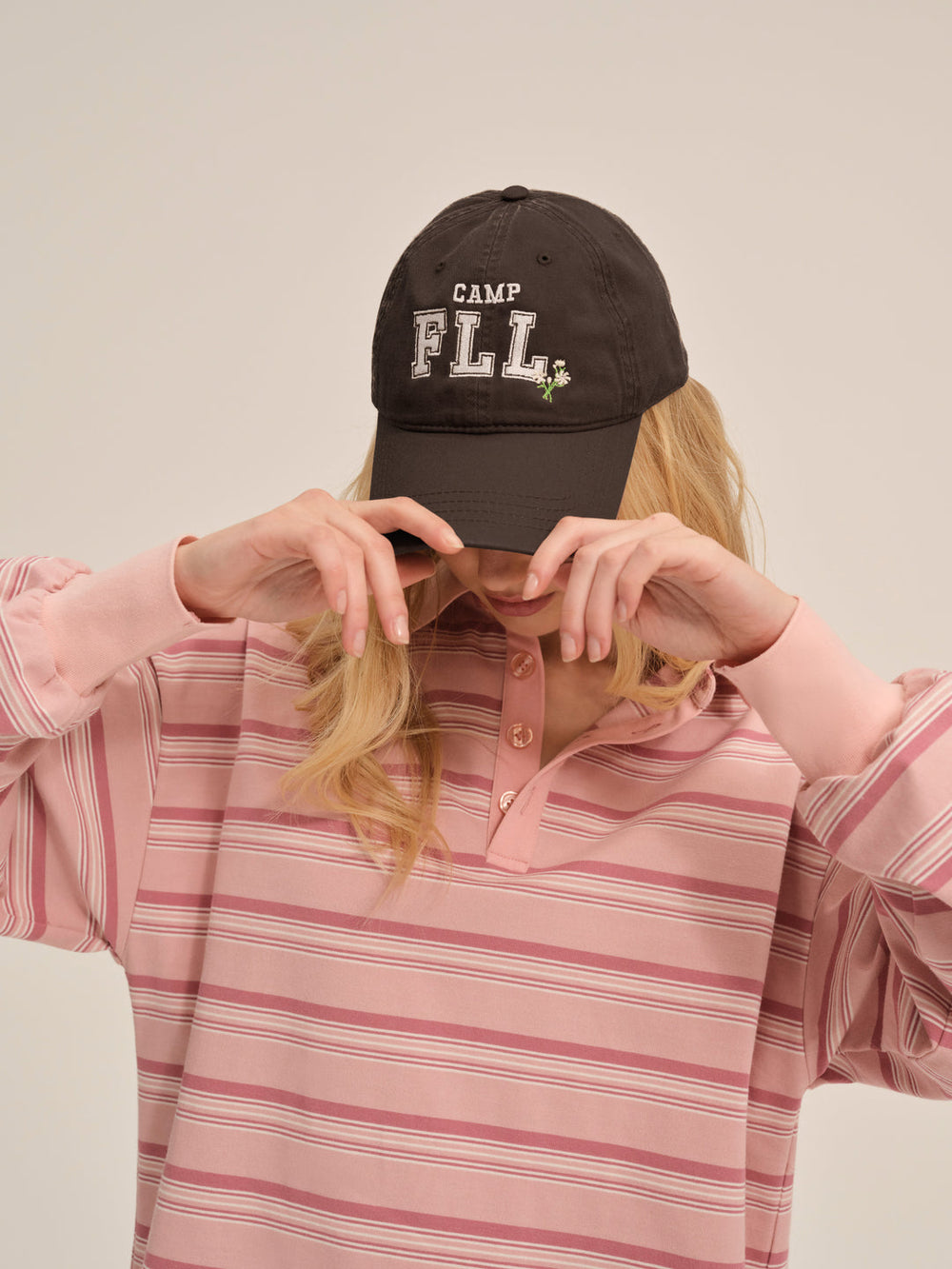Women Camp Embroidered Baseball Cap - Brown