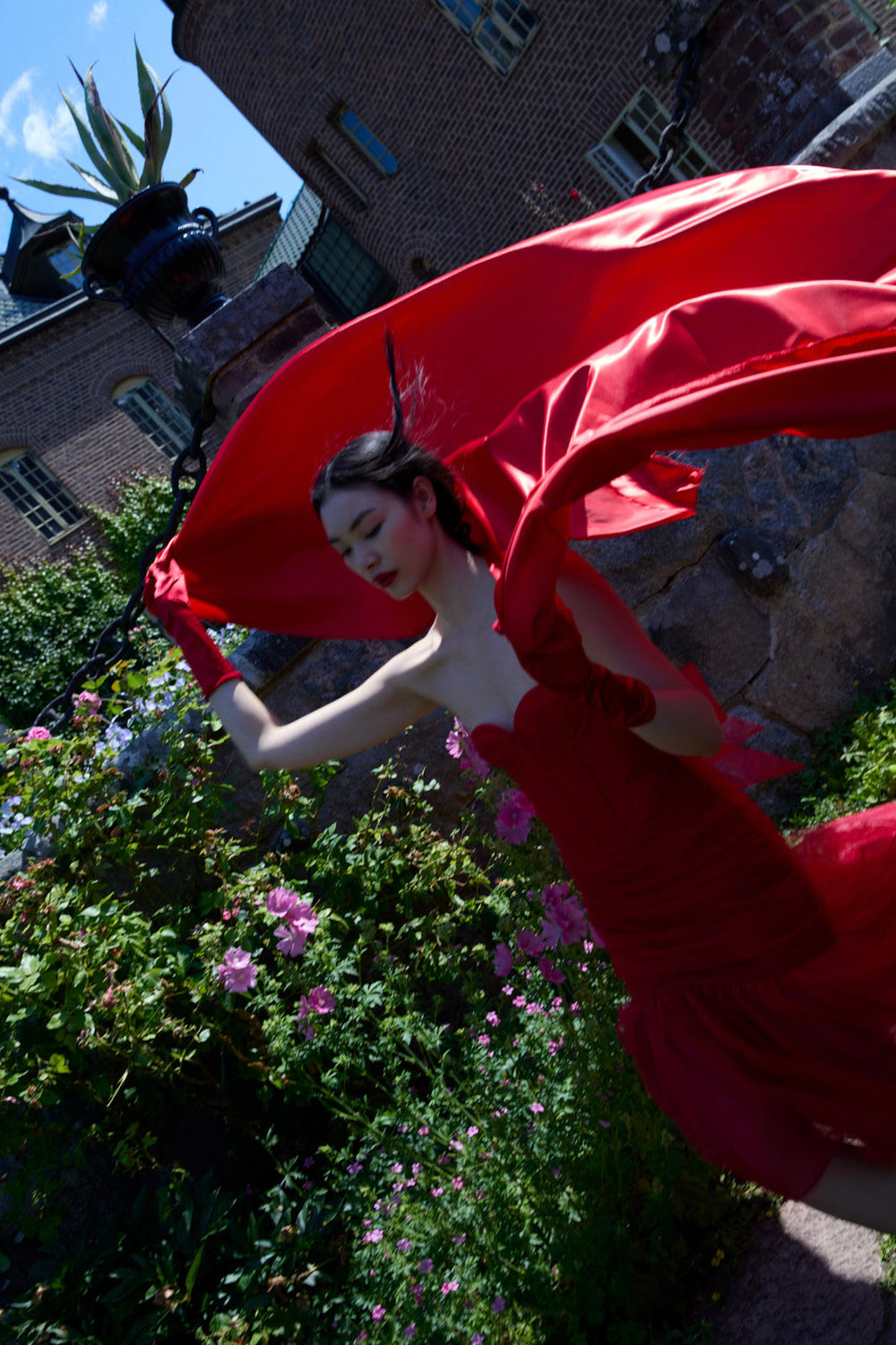 Women Serafina Gown - Red