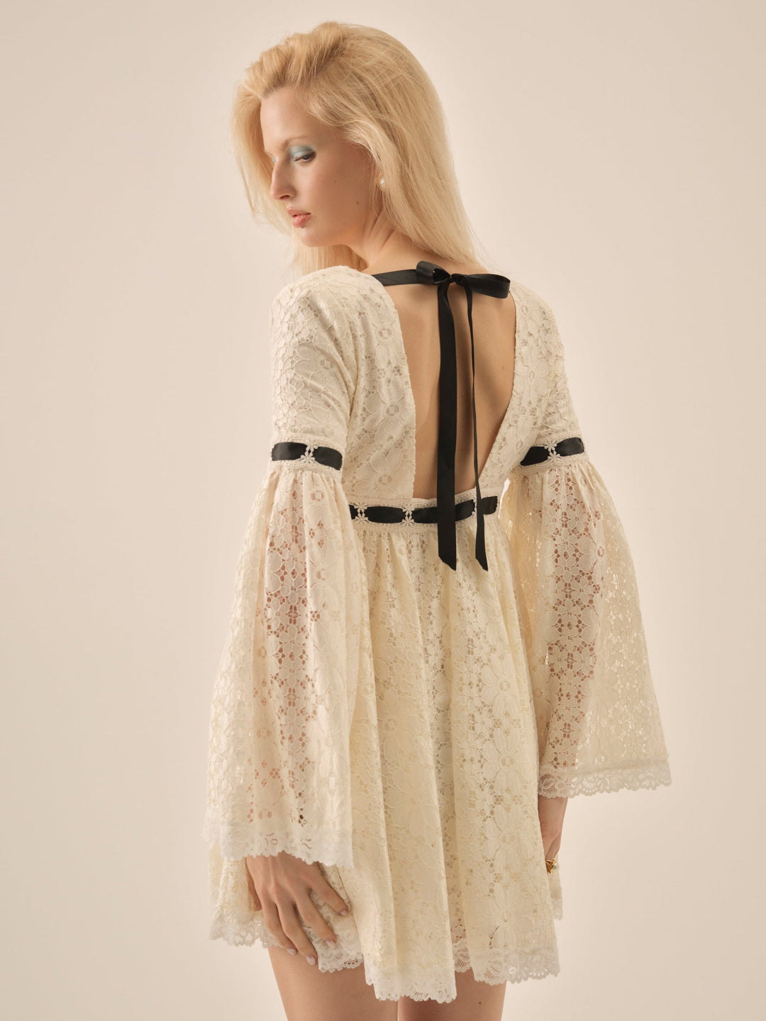 Women Creampuff Lace Mini Dress - Cream