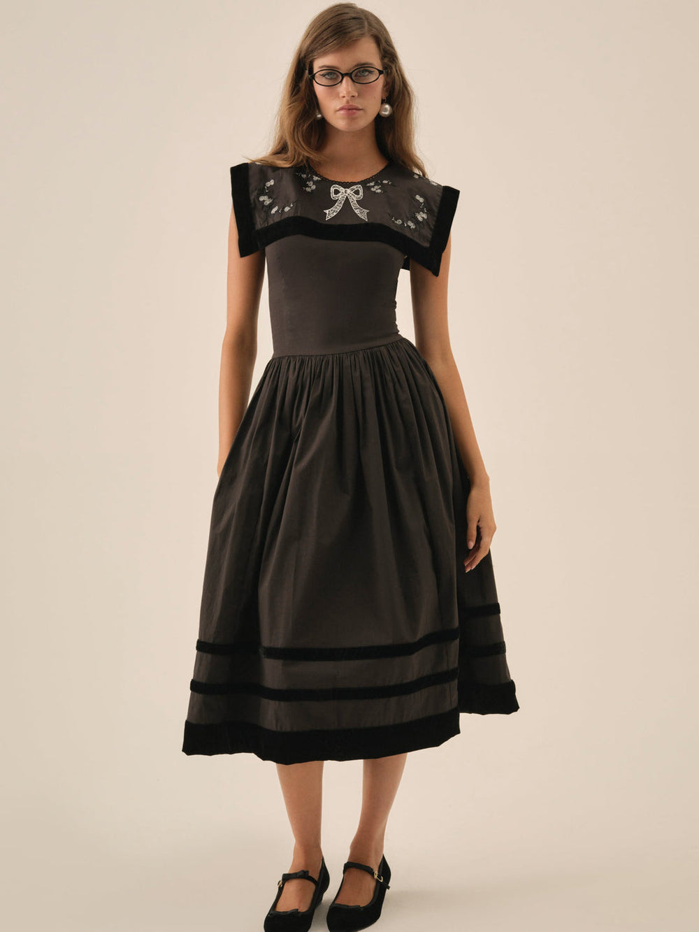 Women Train Station Poplin Midi Dress - Black
