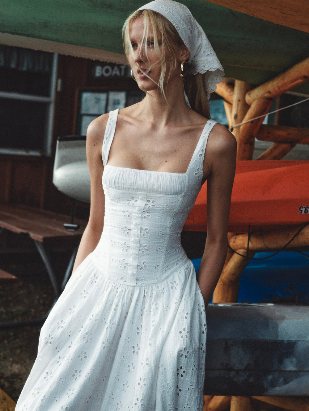 Women Dreamy Daisy Midi Dress - White