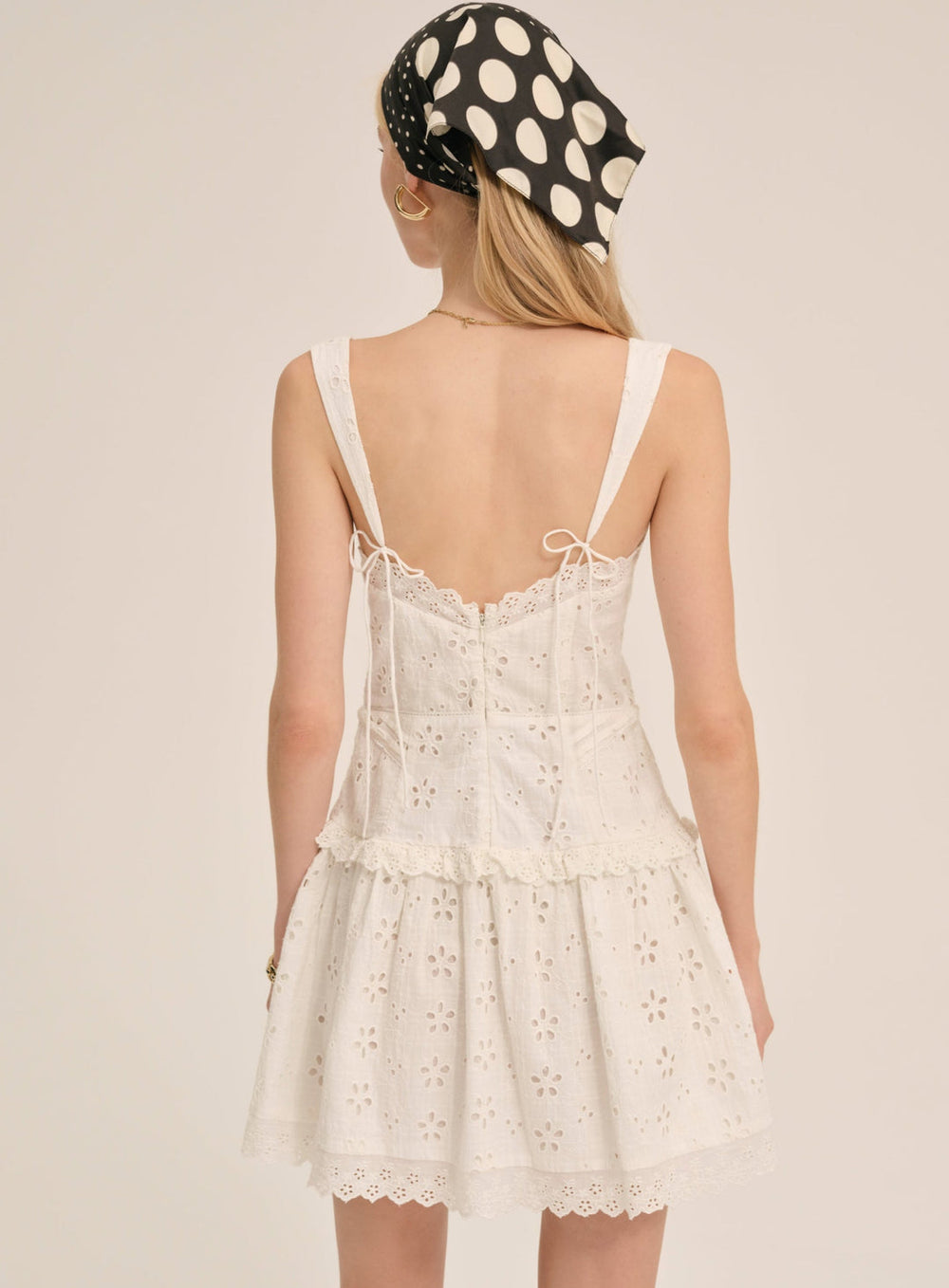 Women Dreamy Daisy Mini Dress - White