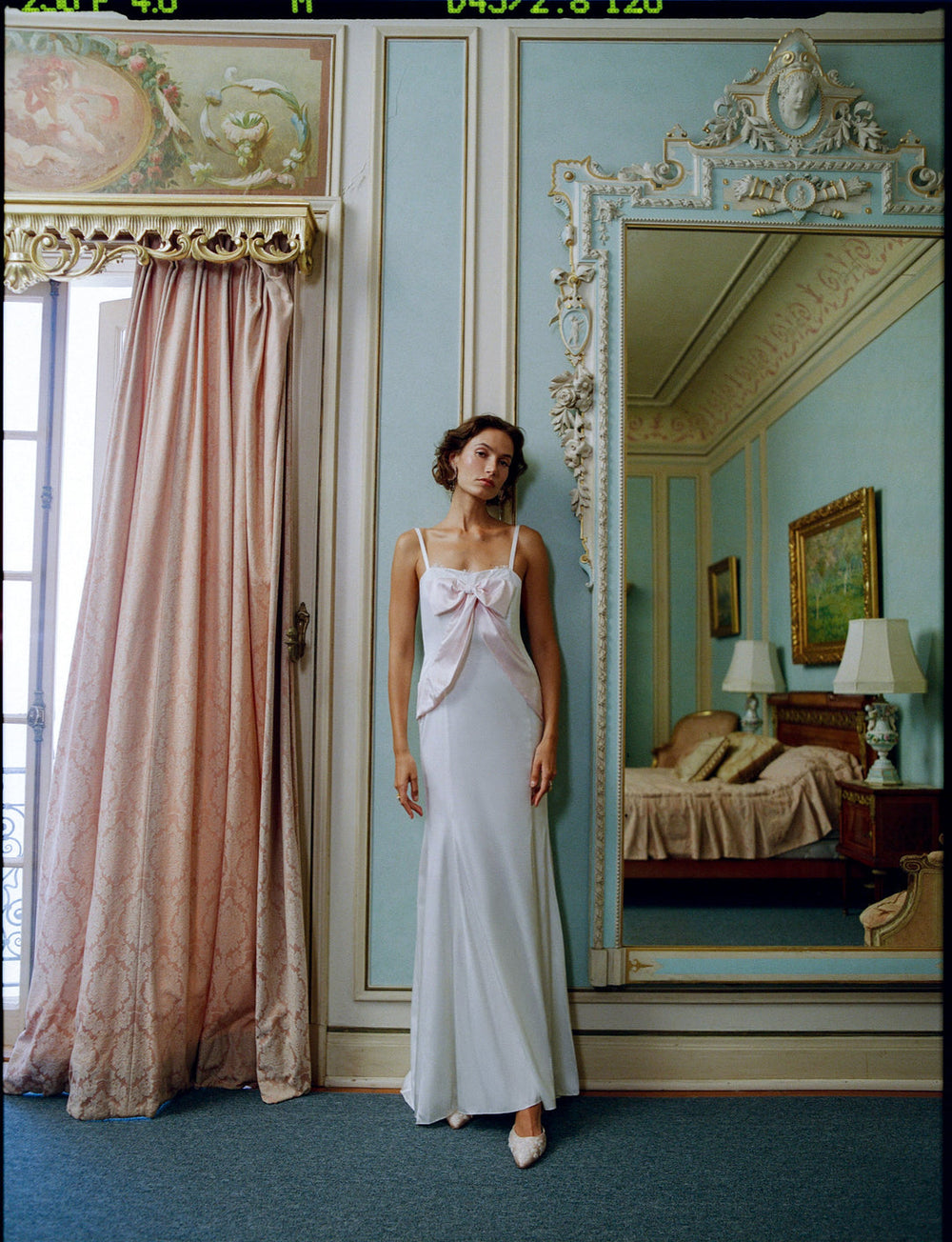 Women Eliana Gown - White Pink