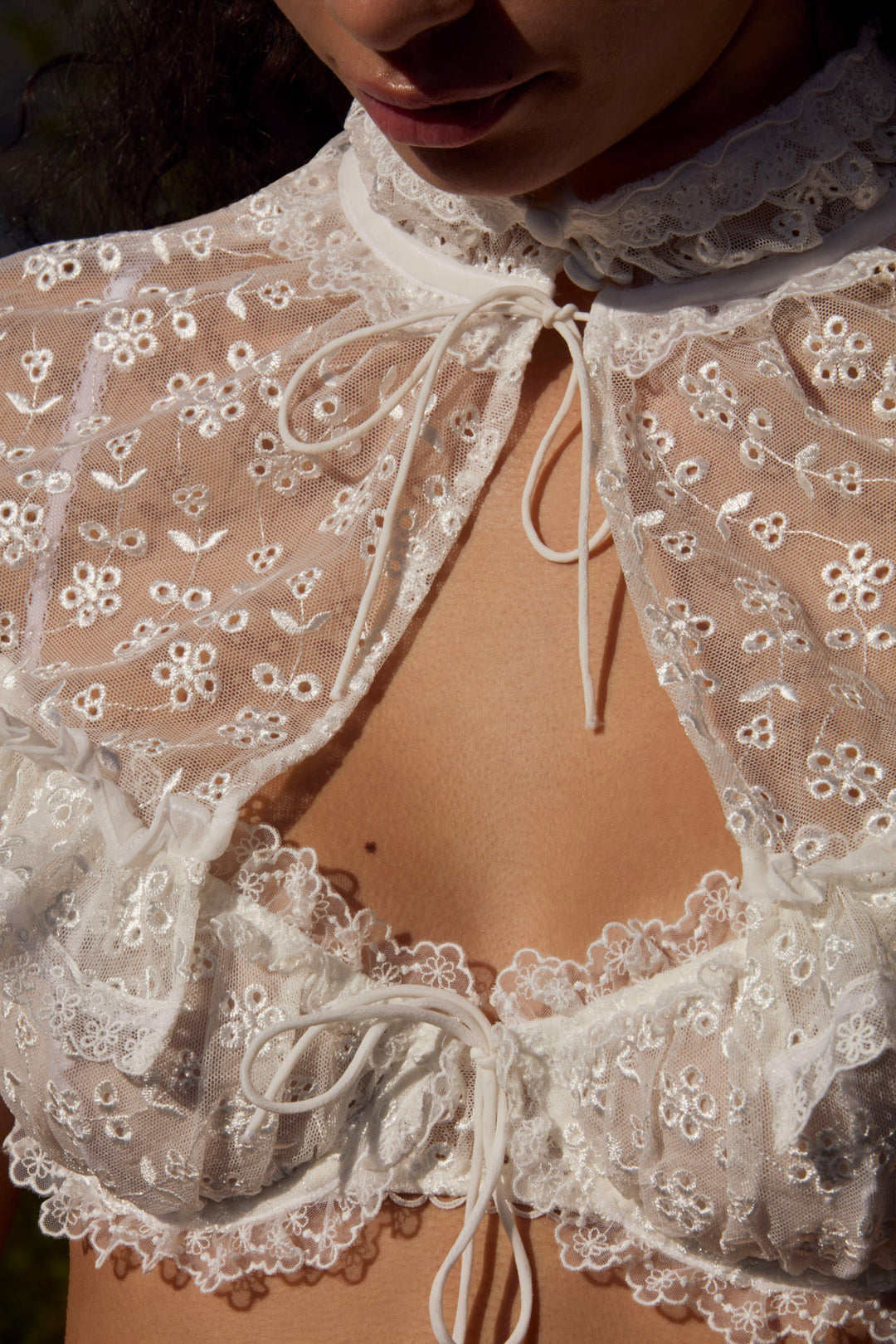 Women Layer Cake Chiffon Underwire Bra - White