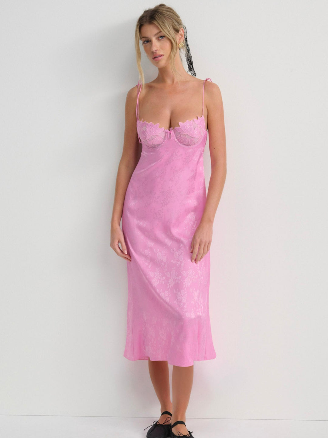 Women Maye Embroidered Slip Dress - Pink