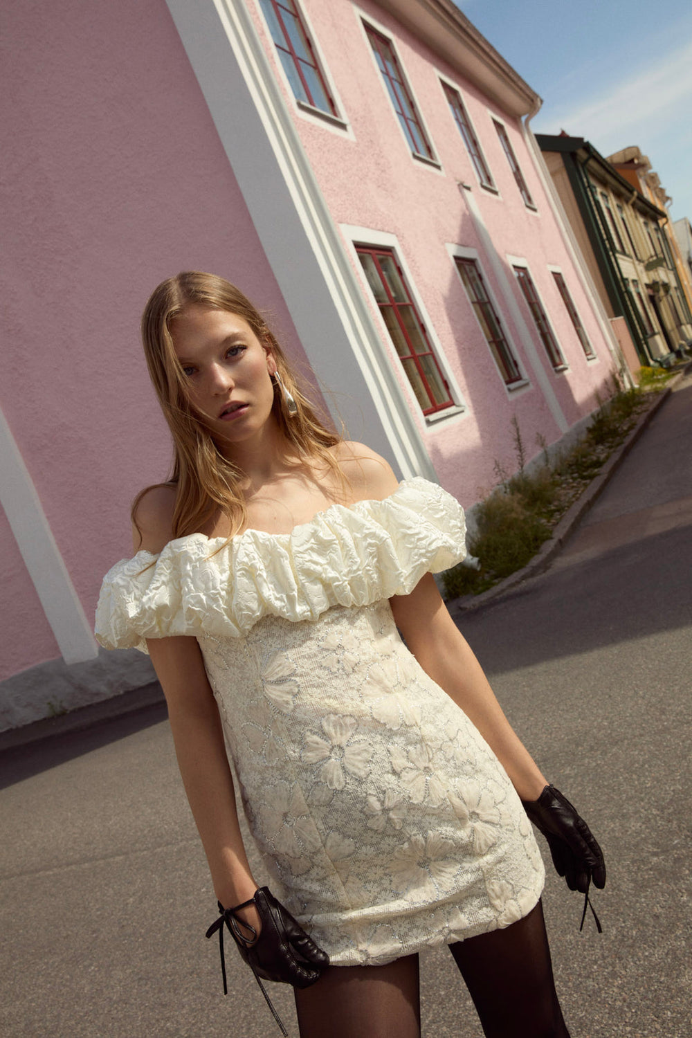 Women Snowflake Daisy Mini Dress - Cream